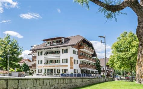 BOUTIQUE HOTEL AM PARK (Valdaora) - Hotel Reviews, Photos, Rate ...
