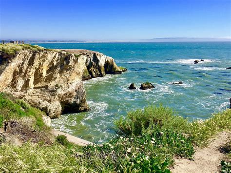 Pismo Beach, California [OC] [2160 x 1330] : r/seaporn