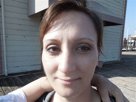 Age Chart - 28 year old woman smoker Alisha