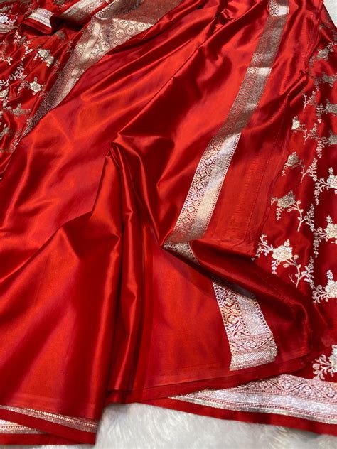 Mashru Silk Saree Red Color Sona Rupa Zari Buta Border – Weaves Zone