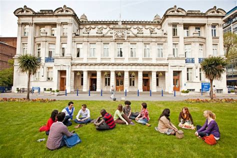 英国留学||哪些活动经历有助于留英申请加分？-翰林国际教育