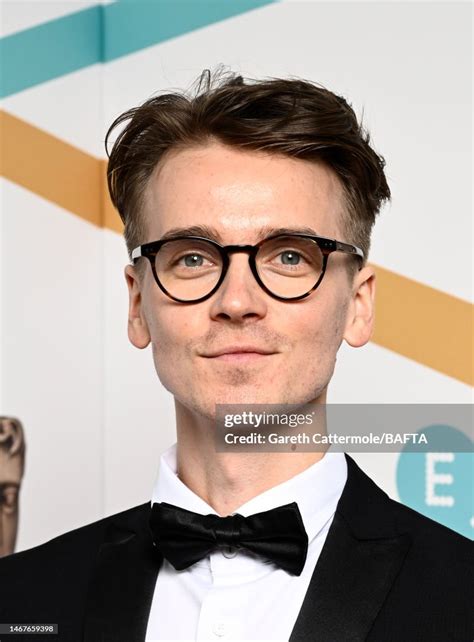 LONDON, ENGLAND - FEBRUARY 22: Gracie Abrams attends the 2026 EE BAFTA Film Awards at The Royal Fest