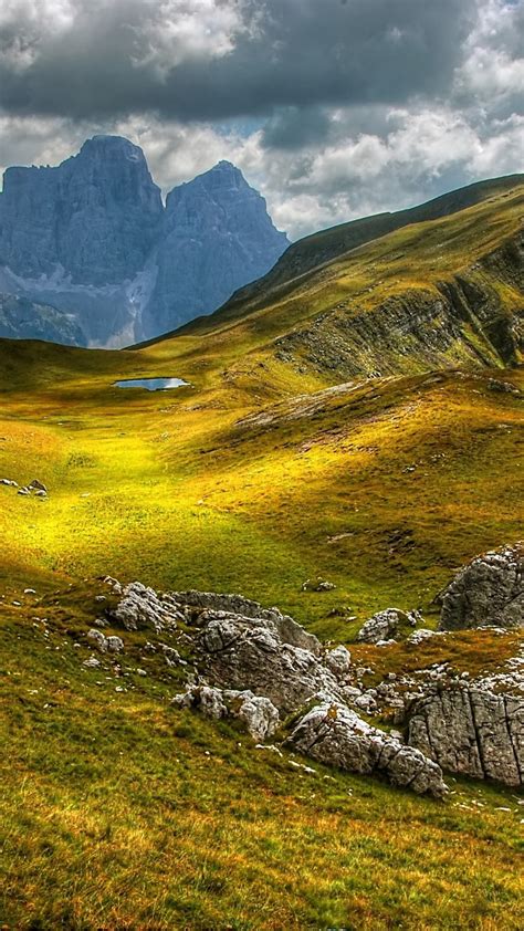 Download wallpaper sky, mountains, clouds, beauty, rays of light, the ...