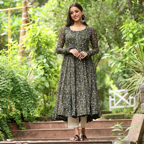 Mehandi Gulsar Gher Gerogette Kurta – Kameez.co