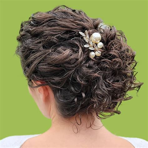 Natural curly hair updos for wedding 60 photos - Astyledwedding.com