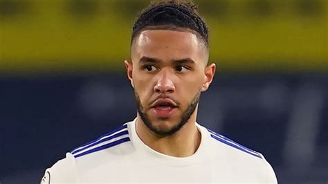 Tyler Roberts: Leeds United forward signs new three-year deal at Elland ...