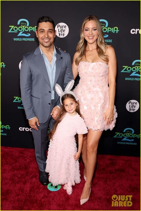 Wilmer Valderrama & Fiancee Amanda Pacheco Make First Red Carpet ...
