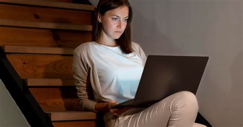 Echst.net Charge On Credit Card?