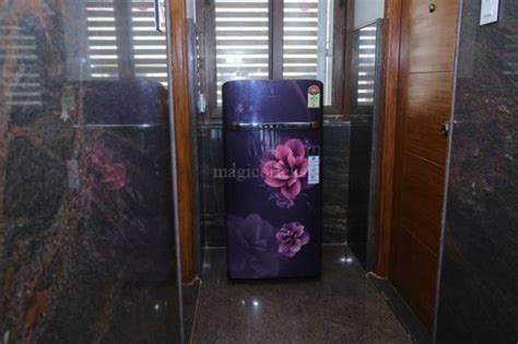 138 PG & Paying Guest near Salarpuria Softzone