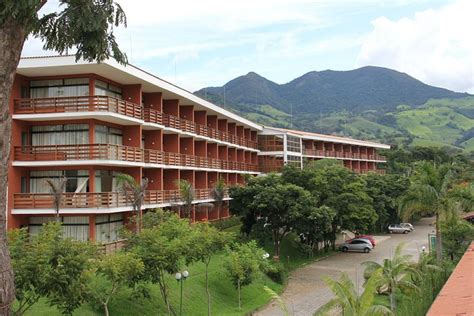 HOTEL FAZENDA VALE DA MANTIQUEIRA (Virginia) - Hotel Reviews, Photos ...