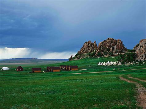 An Epic Pilgrimage Across Three Great Religions - The New York Times