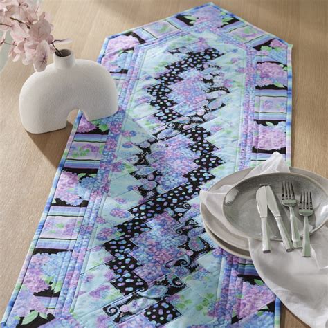 Table Runner Project 的图像结果