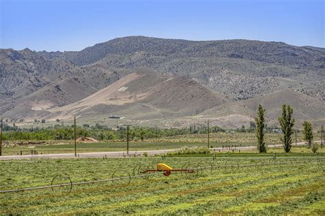 1 Circle Dr, Smith Valley, NV 89444