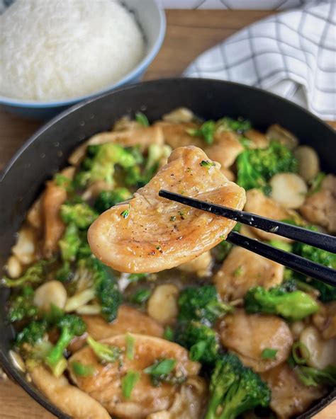 Healthy Takeout-Style Velvet Chicken Recipe : r/EatCheapAndHealthy