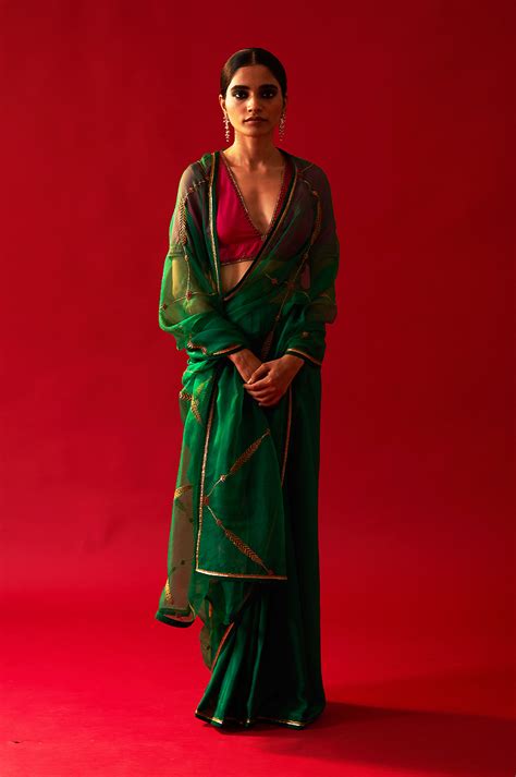 Sabaa Saree (Emerald Green) – Nisharahmedofficial