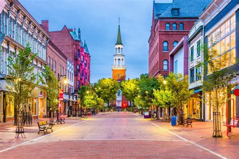 10 Famous Singers from Vermont - Singersroom.com