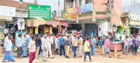 ಮಂಡ್ಯ | ಚಿನ್ನಾಭರಣ ಮಳಿಗೆಯಿಂದ ದರೋಡೆ: ಕೃತ್ಯ ನೋಡಿದ ವ್ಯಕ್ತಿಯನ್ನು ಕೊಲೆಗೈದು ...