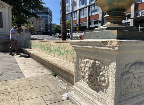 Memorial for fallen Portland firefighters still missing 11 plates