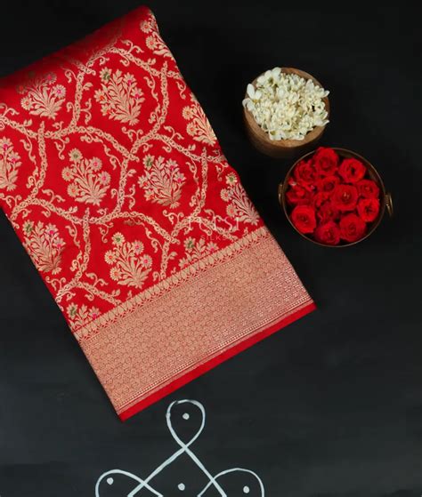 Buy Red Banaras Silk Saree T485265