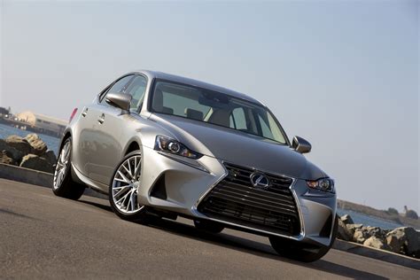 Photo Gallery: The Updated 2017 Lexus IS & IS F SPORT – Lexus Enthusiast | Lexus Enthusiast