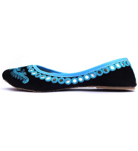Oxhide Black Velvet Women Jutti