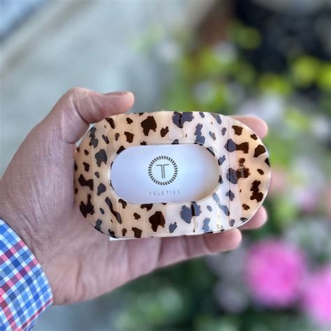 Discover the Comfort of Teleties Flat Hair Clips – Jimberly's Boutique