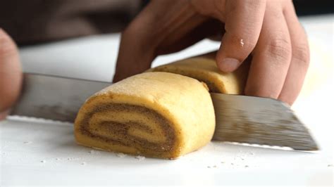 Cinnamon Rolls - PotsandPans India