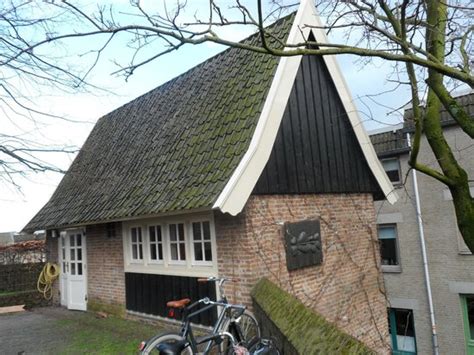 DE HEMEL HOTEL SUITES (Nijmegen) - Inn Reviews, Photos, Rate Comparison ...