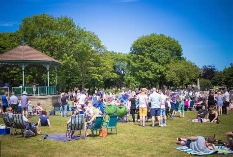 Any Two Local Events 的图像结果