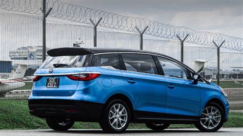 2021 BYD e6 electric MPV launched in India for B2B operators, priced ...