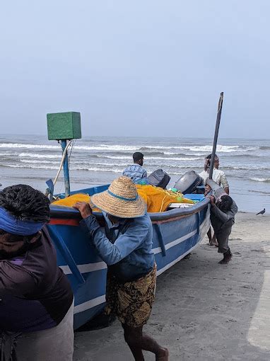 Thikkodi Drive-In Beach Kozhikode - Hi Kozhikode Tourist Places