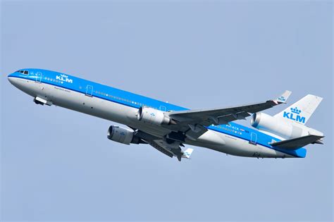 McDonnell Douglas MD-11, pictures, technical data, history - Barrie ...