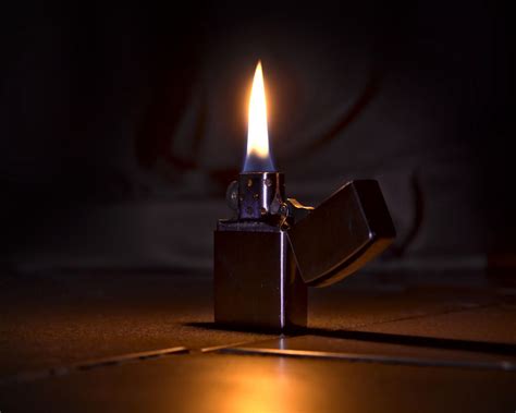 Download wallpaper 1280x1024 lighter, fire, flame, light, dark standard ...