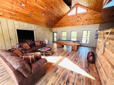 APPALACHIAN SPRINGS OUTDOOR RESORT (Pigeon Forge) - Campground Reviews ...