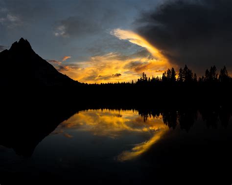 Download wallpaper 1280x1024 trees, night, sunset, river standard 5:4 ...