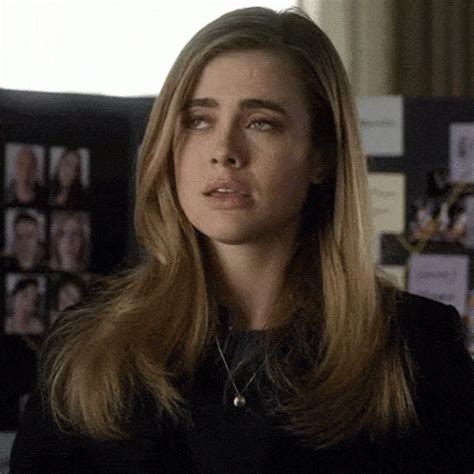 Nonverbal communication | How to read facial expressions in English