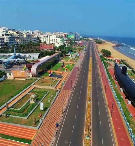 India's 15 Most Beautiful And Scenic Roads