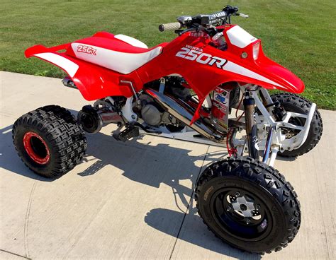 1988 HONDA TRX250R | Dirt Wheels Magazine