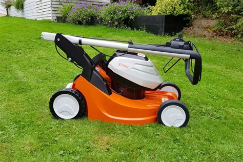 Stihl RMA 235 Cordless Lawnmower Review   Trusted Reviews