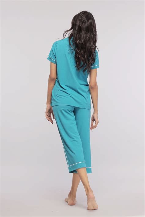 Teal With White Piping Capri Set – NeceSera