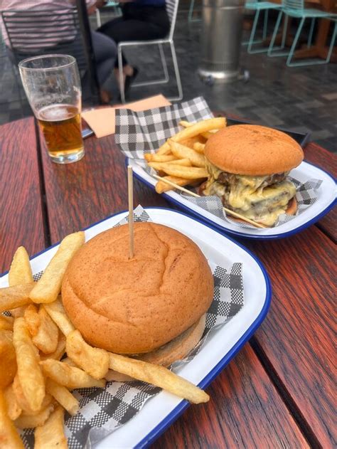 THE COURT HOUSE HOTEL (Tamworth) - Specialty Hotel Reviews & Photos ...