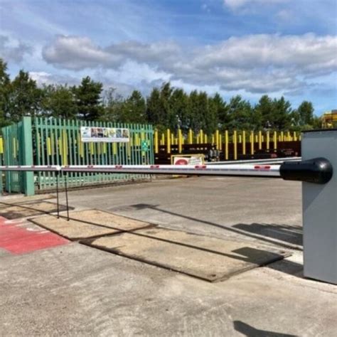 Automatic Retractable Gate Systems | Grey Automation