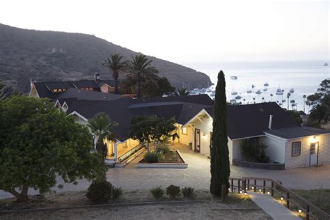 two harbors hotels catalina - Manuela Ritchey