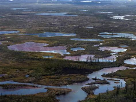 Russia finds permafrost melting behind Arctic fuel spill - Melting ...