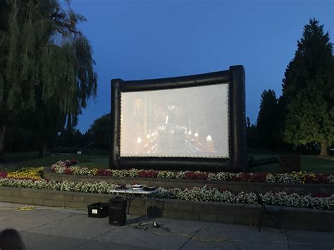 Inflatable Movie Screen – Vancouver PartyWorks