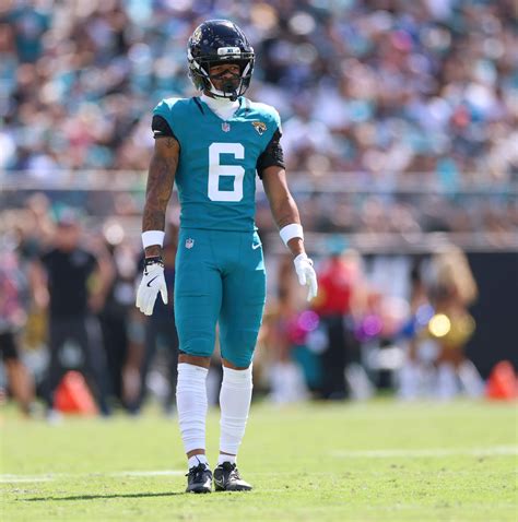 Travis Hunter stats, analysis: Rookie makes impact on Jacksonville ...