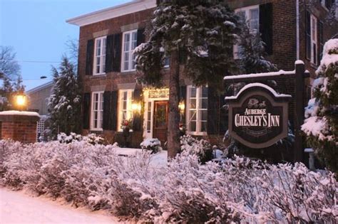 AUBERGE CHESLEY'S INN (Cornwall, Ontario) - B&B Reviews & Photos ...