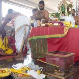 Sri Swaymbhu Swarnagiri Laxminarasimha Swamy Devalayam - Hindu temple ...
