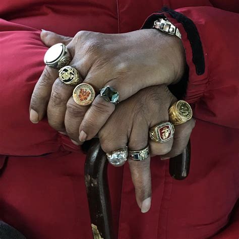 Pin by Saddam Mky on Accessories | Art jewelry design, Jewelry lookbook ...