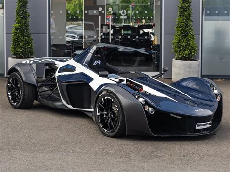 Used Bac Mono for sale | Blue Tinted Carbon & Pearlescent White